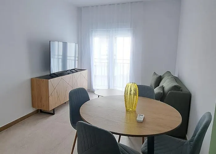 Apartment Chloe 2 *